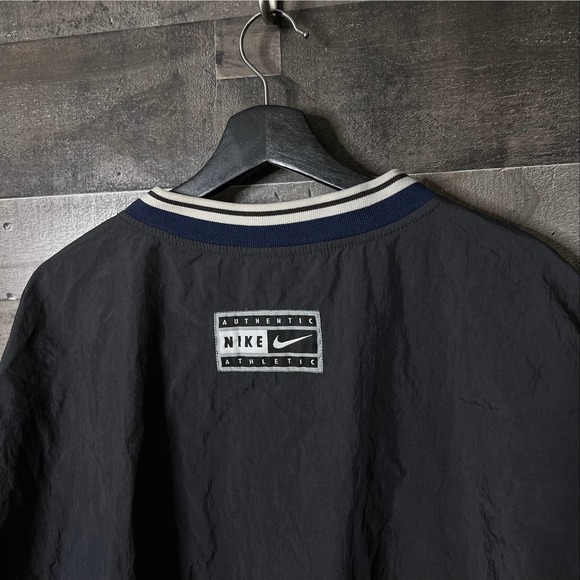 SOLD VTG Nike Windbreaker Pullover XXL - Picture 3 of 3